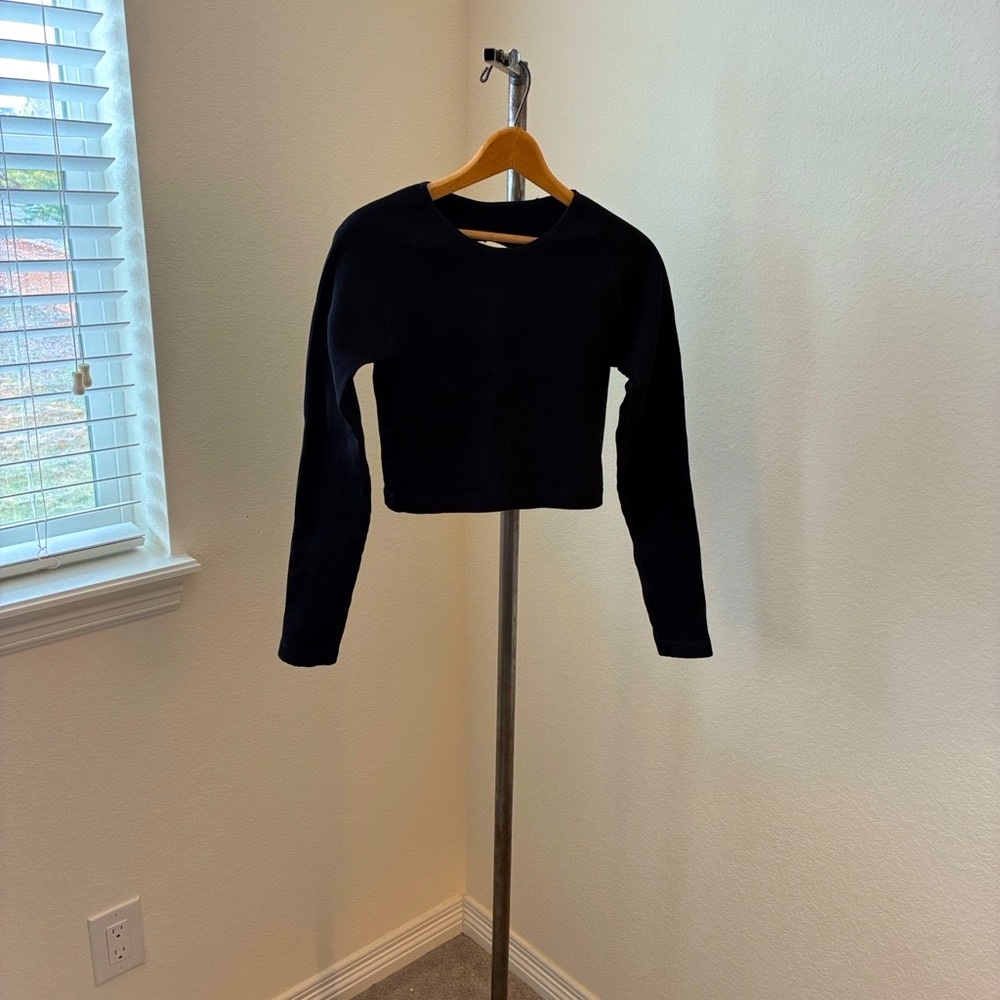 Vitality Synergy® Open Back Long Sleeve - Midnight sz M/L gym activewear dance